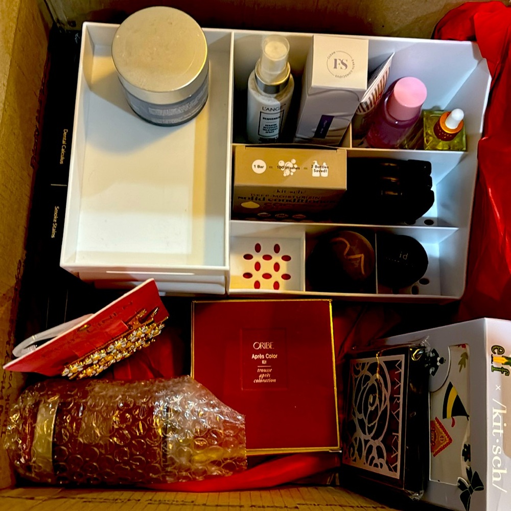 Large Lot of miscellaneous items!  Please see photos